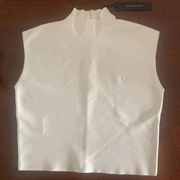 BCBMAXAZRIA sleeveless turtleneck mock neck crop top in white size M, NWT - Picture 2 of 5